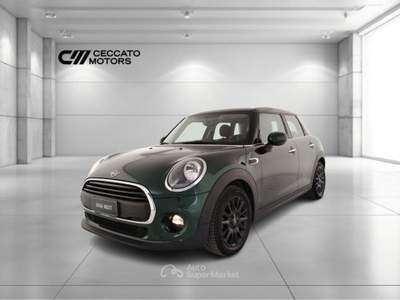 MINI Clubman 1.5 TwinPower Turbo One D Business Verde usata Padova
