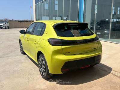 Peugeot 208 1.2 hybrid Style 110cv e-dcs 6 - possibilità noleggio no scoring Giallo usata Gela