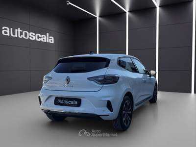 Renault Clio TCe 90 CV 5 porte Techno GPL Bianco usata San Nicola la Strada