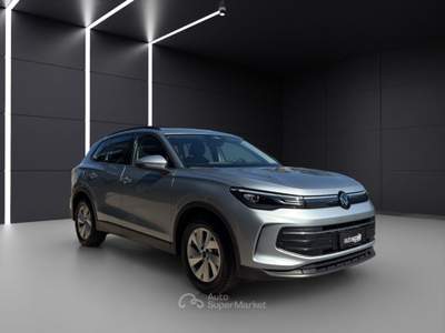 Volkswagen Tiguan 2.0 TDI 150 CV DSG Life Argento usata San Nicola la Strada