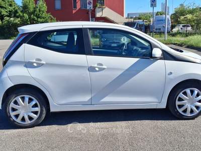 Toyota Aygo AUTOMATICA -GARANZIA TOYOTA - NESSUN OBBLIGO DI FINANZIAMENTO - Bianco usata Pioltello