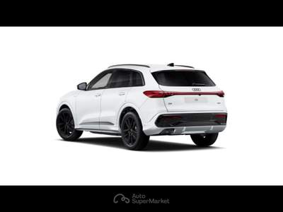 Audi TT Audi Q5 SUV S line edition TDI  150 kW S tronic Bianco usata San Fior