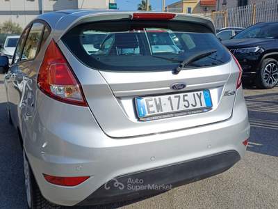 Ford Fiesta 5 porte Grigio usata Massafra