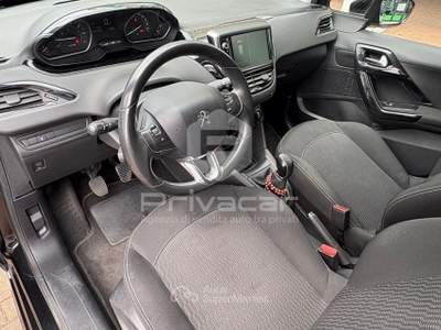 Peugeot 208 PEUGEOT 208 1° serie PureTech 82 5 porte Active Nero usata Manerba del Garda
