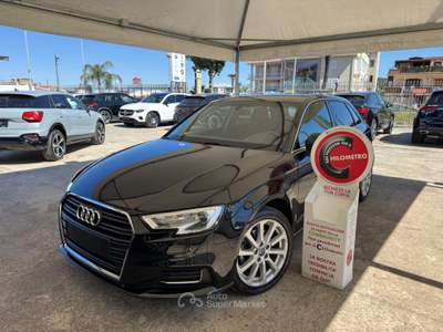Audi A3 116 CV S TRONIC DESIGN - MY17 Nero usata Qualiano