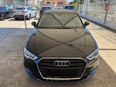 Audi A3 116 CV S TRONIC DESIGN - MY17 Nero usata Qualiano