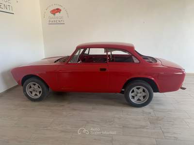Alfa Romeo Giulia GT Auto originale Rosso usata Cascina