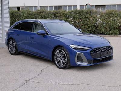 Audi A5 Avant Tdi 204cv S-tronic S- Line edition Blu/Azzurro usata Civita Castellana