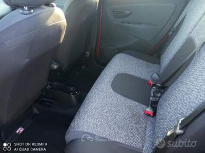Lancia Ypsilon LANCIA YPSILON 1.0 FIREFLY HIBRIDA 5P 2023 Rosso usata Morgano