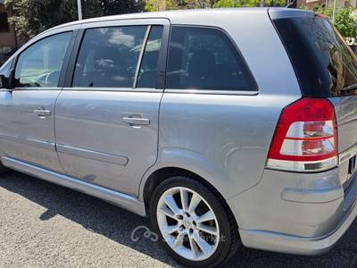 Opel Zafira AUTOMATICA 7 POSTI UNICO PROPRIETARIO Grigio usata Grosseto