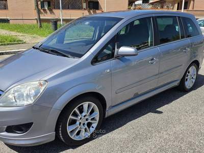 Opel Zafira AUTOMATICA 7 POSTI UNICO PROPRIETARIO Grigio usata Grosseto