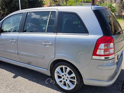 Opel Zafira AUTOMATICA 7 POSTI UNICO PROPRIETARIO Grigio usata Grosseto