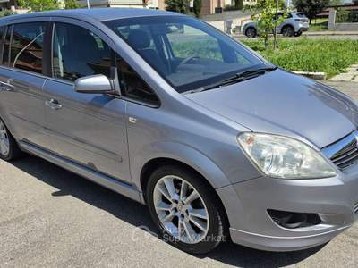 Opel Zafira AUTOMATICA 7 POSTI UNICO PROPRIETARIO Grigio usata Grosseto