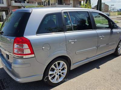 Opel Zafira AUTOMATICA 7 POSTI UNICO PROPRIETARIO Grigio usata Grosseto