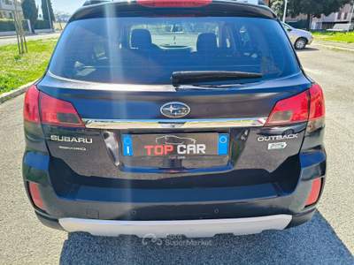 Subaru Outback AUTOMATICO 4X4 Blu/Azzurro usata Grosseto