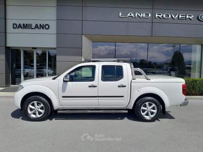 Nissan Navara NAVARA 2.5 DCI D.CAB LE 4X4 Bianco usata Cuneo