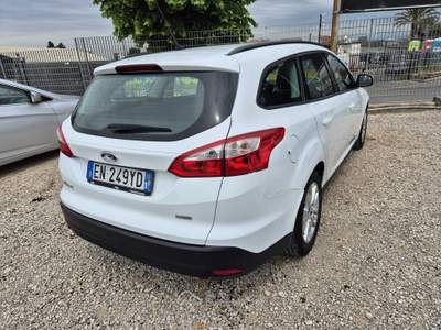 Ford Focus Focus 1.0 EcoBoost 125 CV Start&Stop SW Bianco usata Sant'Anastasia