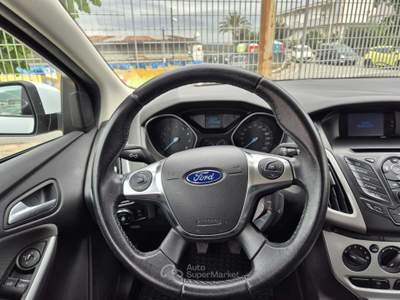 Ford Focus Focus 1.0 EcoBoost 125 CV Start&Stop SW Bianco usata Sant'Anastasia
