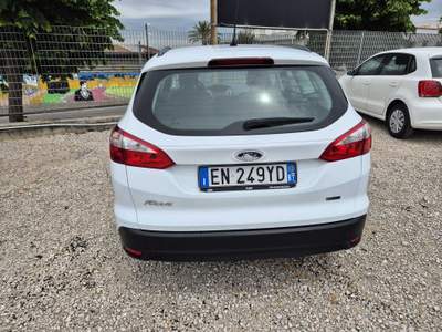 Ford Focus Focus 1.0 EcoBoost 125 CV Start&Stop SW Bianco usata Sant'Anastasia