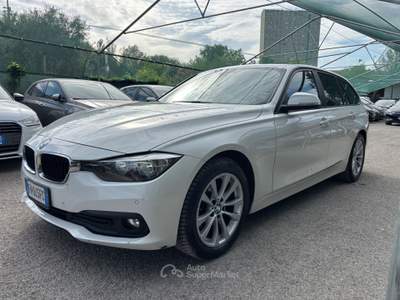 BMW Serie 3 320d 320d serie3 serie 3 xDrive Touring Bianco usata Bologna