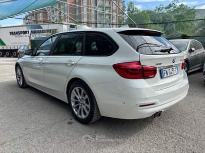 BMW Serie 3 320d 320d serie3 serie 3 xDrive Touring Bianco usata Bologna