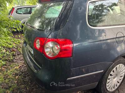 Volkswagen Passat SW Comfortline Blu/Azzurro usata Bologna
