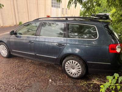 Volkswagen Passat SW Comfortline Blu/Azzurro usata Bologna