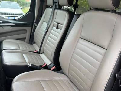 Ford Tourneo Custom Pari al nuovo usata Narni