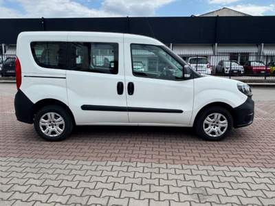 Fiat Doblò 1.3 Mjt 95cv PC COMBI 5 POSTI N1 AZIENDALE Bianco usata Sesto Fiorentino