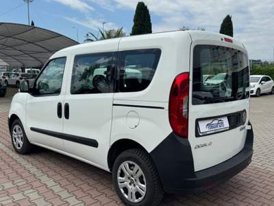 Fiat Doblò 1.3 Mjt 95cv PC COMBI 5 POSTI N1 AZIENDALE Bianco usata Sesto Fiorentino