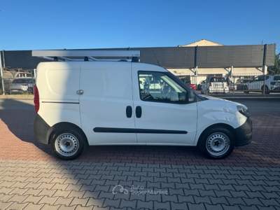 Fiat Doblò 1.4 N.Power PC-TN CARGO BUSINESS CON SCAFFALATURA Bianco usata Sesto Fiorentino