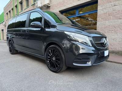 Mercedes-Benz Classe V D PREMIUM 4 MATIC 239CV 7 POSTI TETTO PANORAMA Nero usata Venezia
