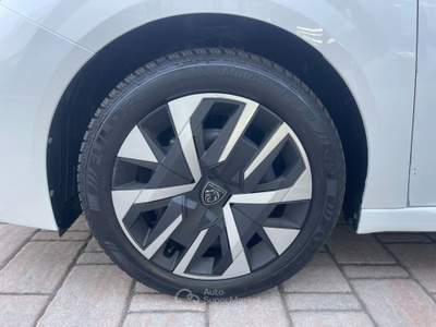 Peugeot 208 1.2 puretech Style s&amp;s 75cv Bianco usata Sarego