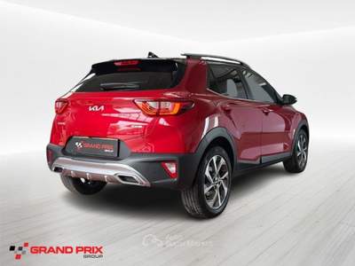 Kia Stonic 1.0 T-GDi 100 CV MHEV iMT GT Line Rosso usata Castenaso
