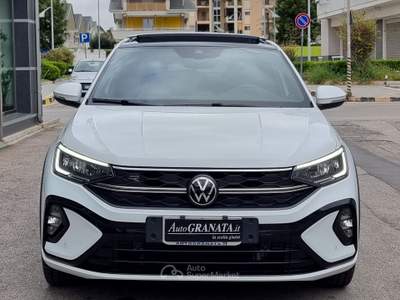 Volkswagen Taigo 1.0 TSI 110CV DSG R-Line Tetto Pan/Aprib. Bianco usata Trentola Ducenta