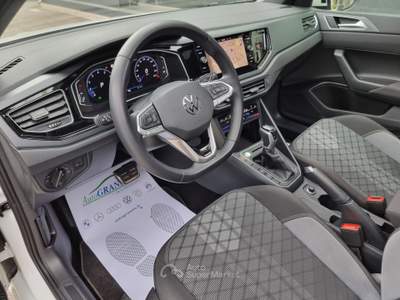 Volkswagen Taigo 1.0 TSI 110CV DSG R-Line Tetto Pan/Aprib. Bianco usata Trentola Ducenta