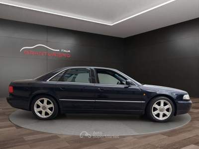 Audi S8 A8 I 1994 4.2 quattro tiptronic Blu/Azzurro usata Cellatica