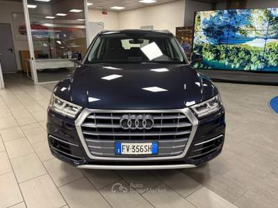 Audi Q5 2.0 diesel 190cv.  4x4  Cambio Automatico Business Blu/Azzurro usata Alba