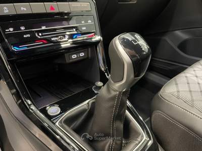 Volkswagen T-Cross 1.0 TSI 115 CV R-Line Plus KM0 MY26 usata Alcamo
