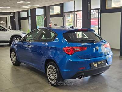 Alfa Romeo Giulietta Alfa Romeo Giulietta 1.6 JTDm 120 CV - NEOPATENTATI Blu/Azzurro usata Pistoia