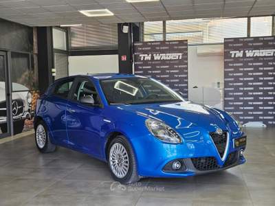 Alfa Romeo Giulietta Alfa Romeo Giulietta 1.6 JTDm 120 CV - NEOPATENTATI Blu/Azzurro usata Pistoia