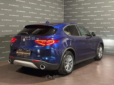 Alfa Romeo Stelvio 2.2 Turbodiesel 190 CV AT8 Q4 Business Blu/Azzurro usata Cittadella