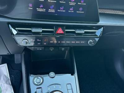 Kia Niro Tri-Fuel 1.6 GDi DCT HEV GPL Style Grigio usata Novara