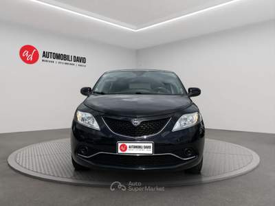 Lancia Ypsilon 1.2 69 CV 5 porte Gold Nero usata Maniago