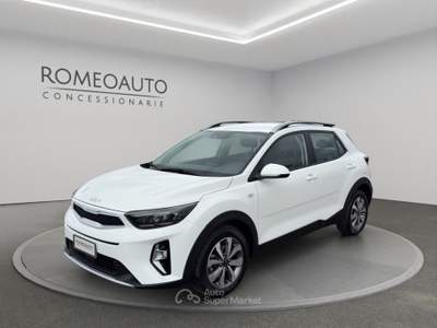 Kia Stonic 1.0 T-GDi 100 CV MHEV MT Urban TEChNO design Bianco usata Gubbio