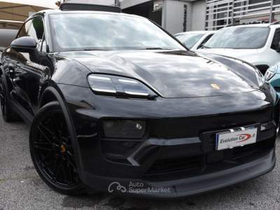 Porsche Macan Elettric 4 *TETTO*22"*PASM*MATRIX* CAM360* Nero usata Roma