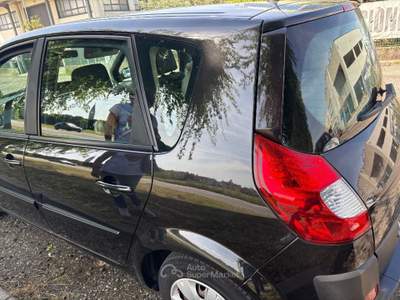 Renault Scénic 1.5 dCi/105CV PlaySt.Port. Grigio usata Asigliano Veneto