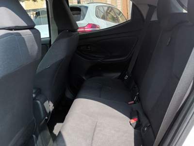 Toyota Yaris 1500 HYBRID 5P TREND AUTOM "16 CAM CARPLAY ITALIA Argento usata Vetralla