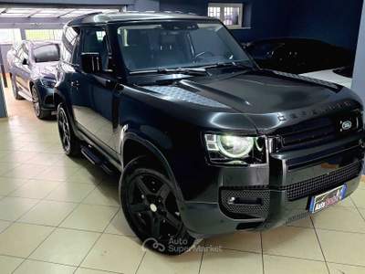 Land Rover Defender Defender 3.0d I6 AWD X-DYNAMIC HSE 200cv Nero usata Altamura