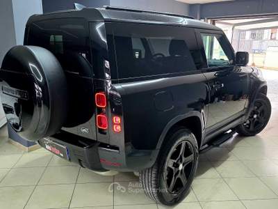 Land Rover Defender Defender 3.0d I6 AWD X-DYNAMIC HSE 200cv Nero usata Altamura